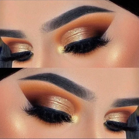 5 FOR $25 - Appeal Liquid Eyeshadow in Gold - Picture 5 of 5